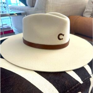 Charlie One Horse Hat. Cream. Perfect condition. Worn once!